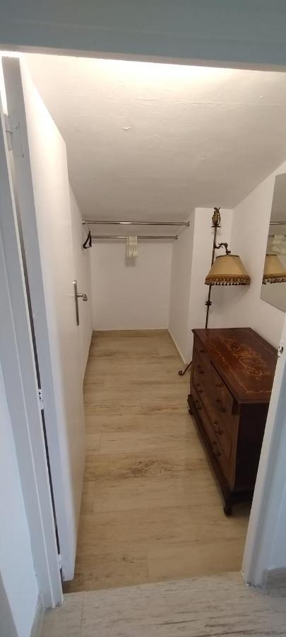 Silom House Villa Sant Pere De Ribes Ngoại thất bức ảnh