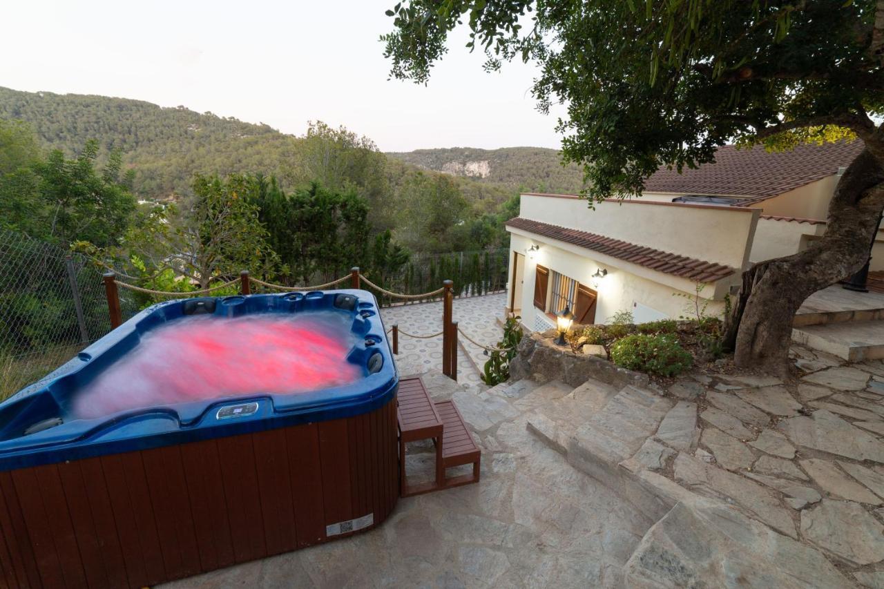 Silom House Villa Sant Pere De Ribes Ngoại thất bức ảnh