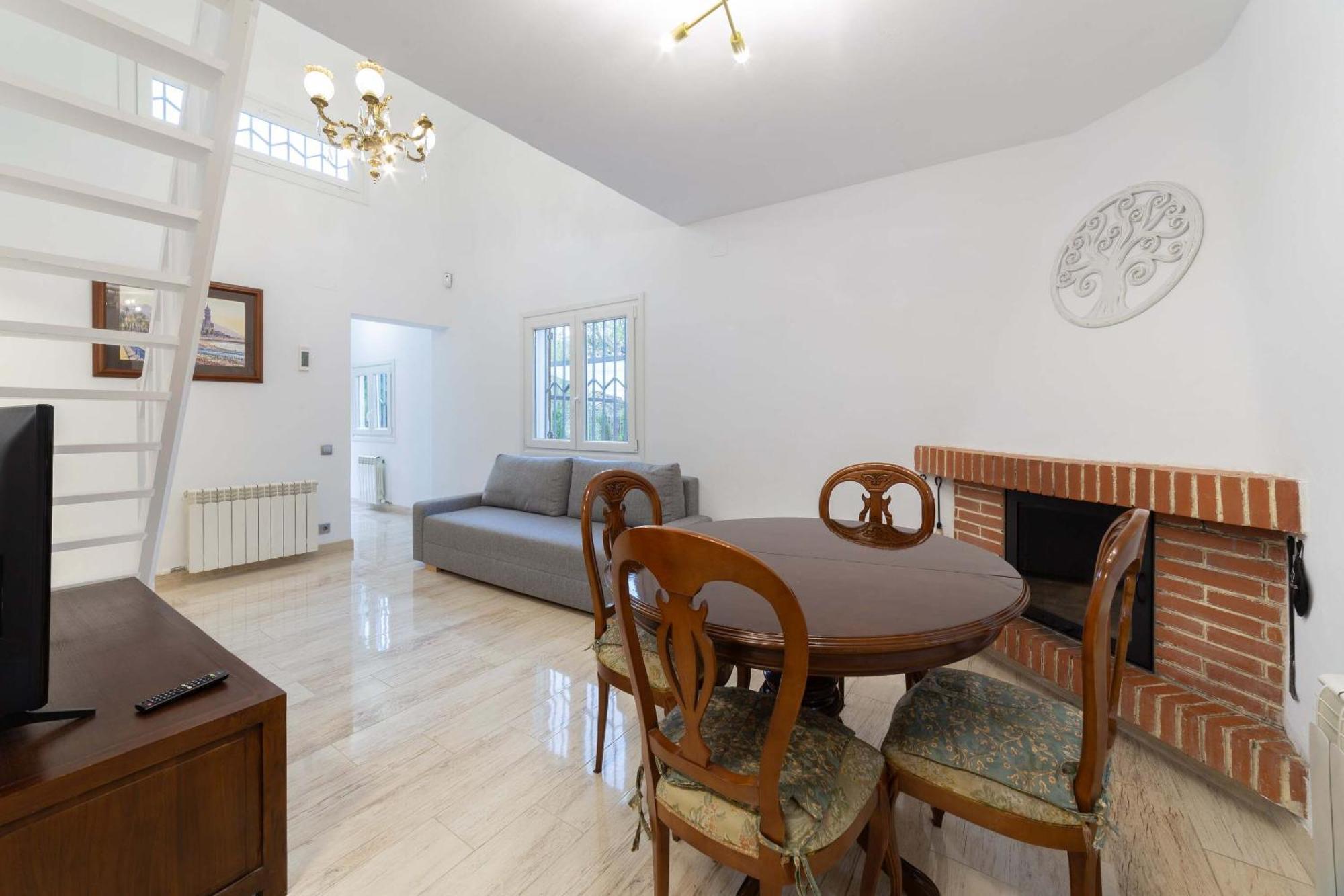 Silom House Villa Sant Pere De Ribes Ngoại thất bức ảnh